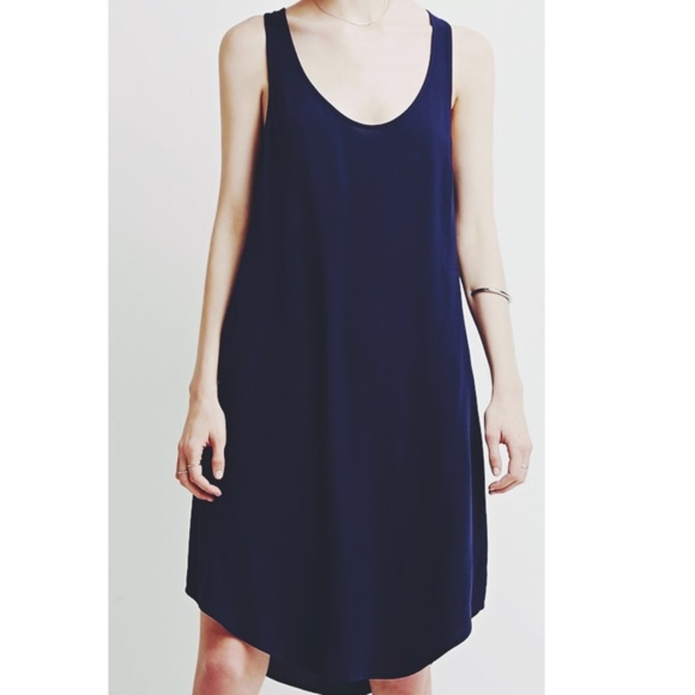 Flash sale❗️❗️Navy racerback dress!!